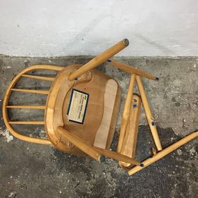 Stabilisering av stol "fanett" |1950-60-tal | Före konservering